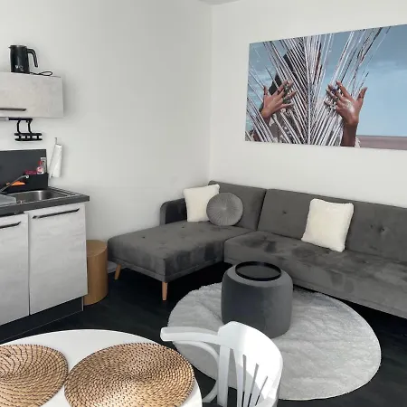 Saaldorf-ferienhaus Mit 6 Separaten 45qm-120qm * Bad Lobenstein
