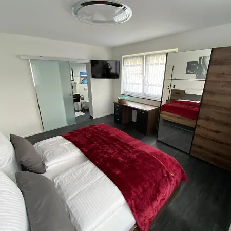 شقة Saaldorf-ferienhaus Mit 6 45qm-120qm Direkt Am Thueringer Meer-bleilochtalsperre *