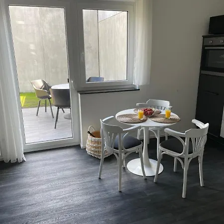 Saaldorf-ferienhaus Mit 6 45qm-120qm Direkt Am Thueringer Meer-bleilochtalsperre バート・ローベンシュタイン