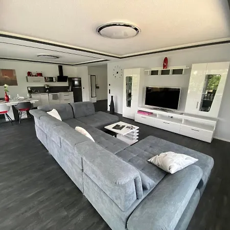 アパート Saaldorf-ferienhaus Mit 6 45qm-120qm Direkt Am Thueringer Meer-bleilochtalsperre