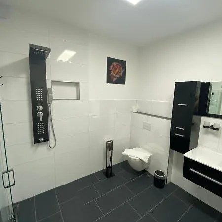 Saaldorf-ferienhaus Mit 6 45qm-120qm Direkt Am Thueringer Meer-bleilochtalsperre