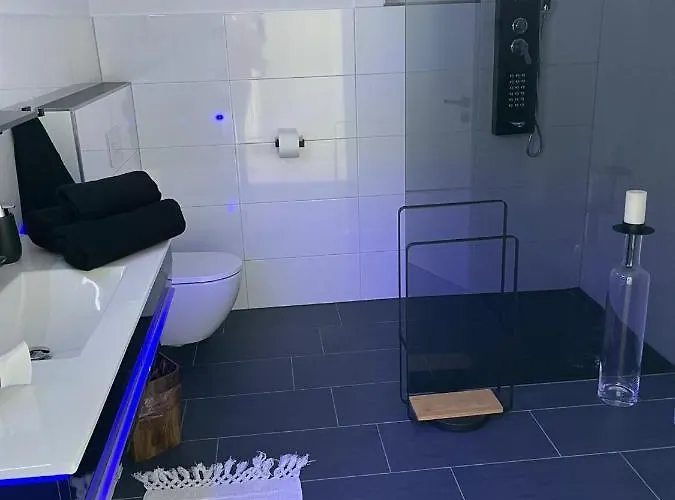 Saaldorf-ferienhaus Mit 6 45qm-120qm Direkt Am Thueringer Meer-bleilochtalsperre