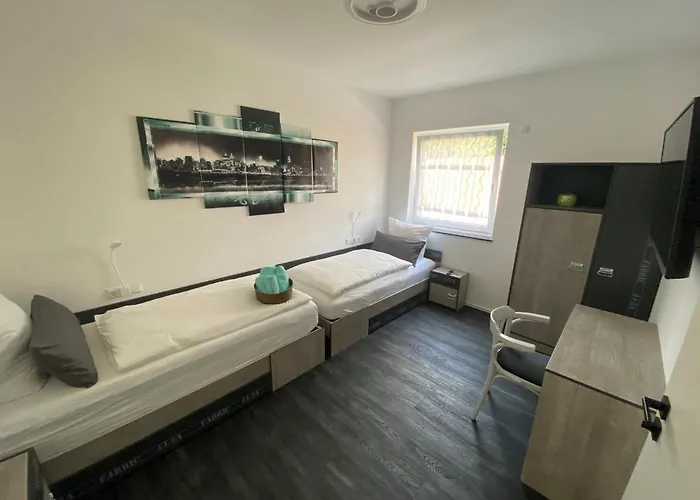 Saaldorf-ferienhaus Mit 6 45qm-120qm Direkt Am Thueringer Meer-bleilochtalsperre *