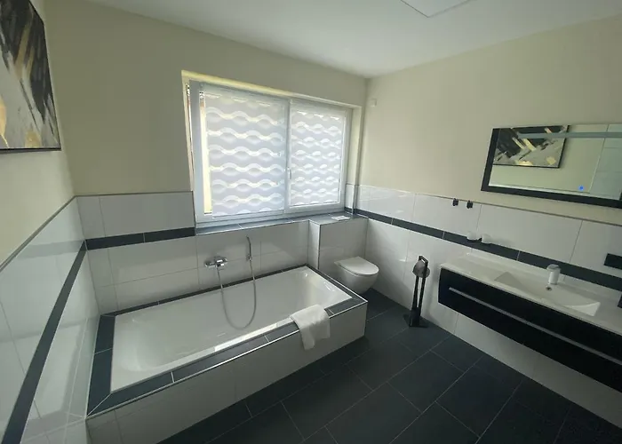 Saaldorf-ferienhaus Mit 6 45qm-120qm Direkt Am Thueringer Meer-bleilochtalsperre Bad Lobenstein